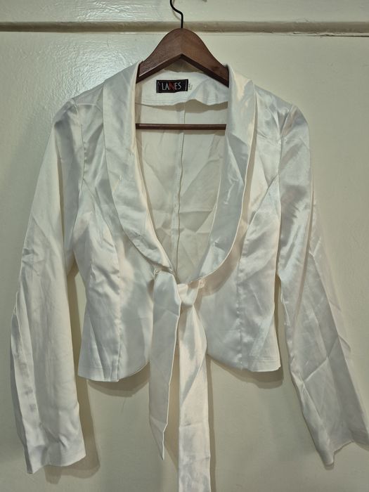 Белые пиджаки размер S -М