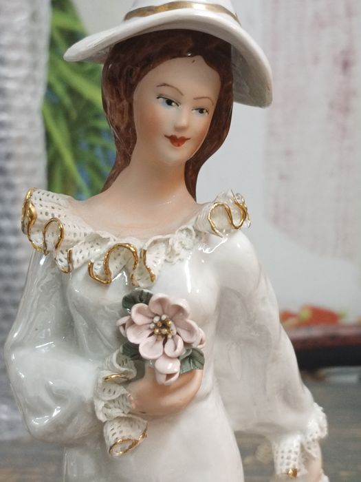 Roceram Alba Iulia lucrată manual Porțelan de colecție