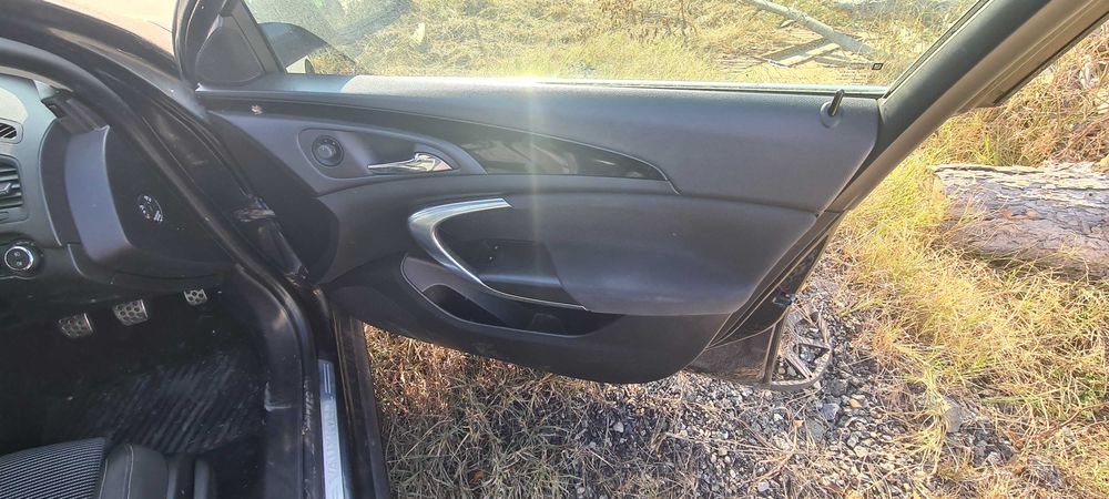 Opel Insignia, на части.