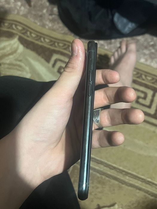 Обменяю 11 про описание