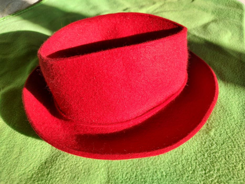 Pălărie vintage din fetru