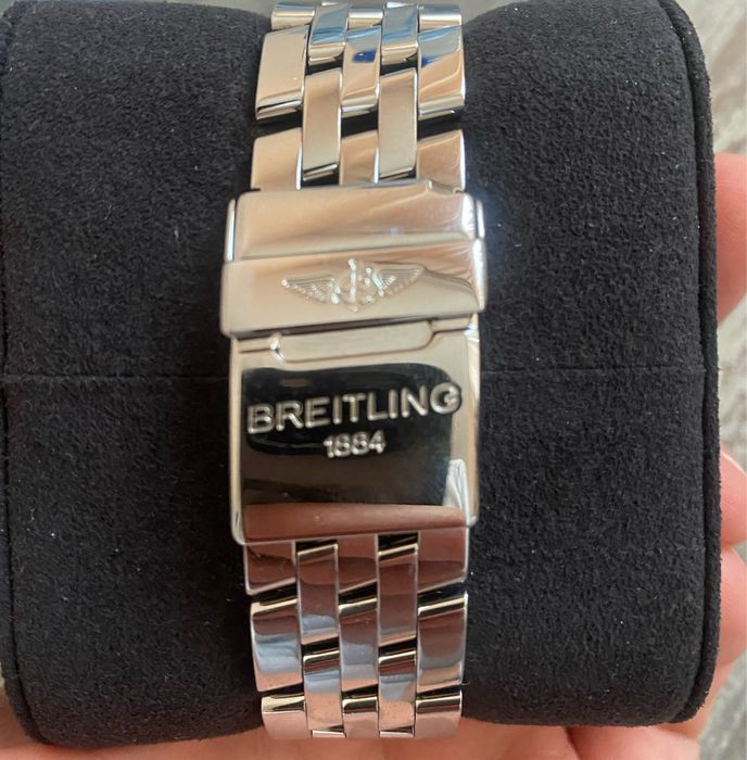 Продавам нов Breitling - Chronomat A13356