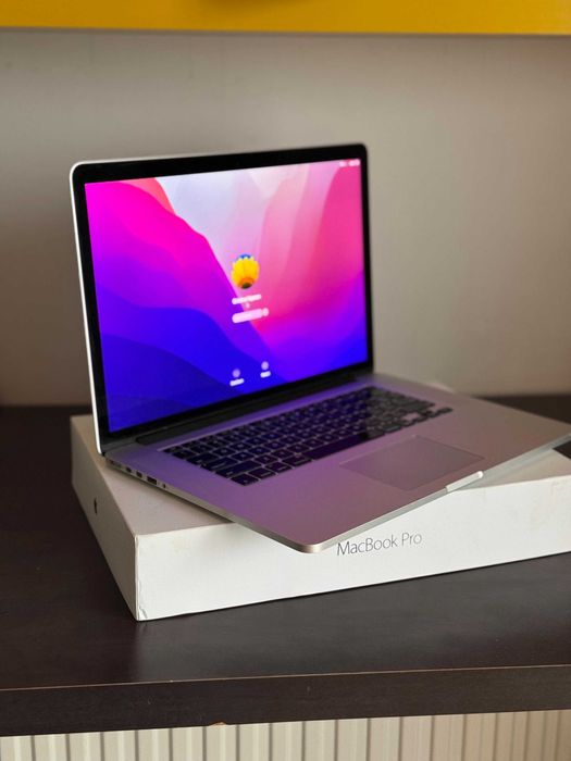 Macbook pro 2016 256 gb