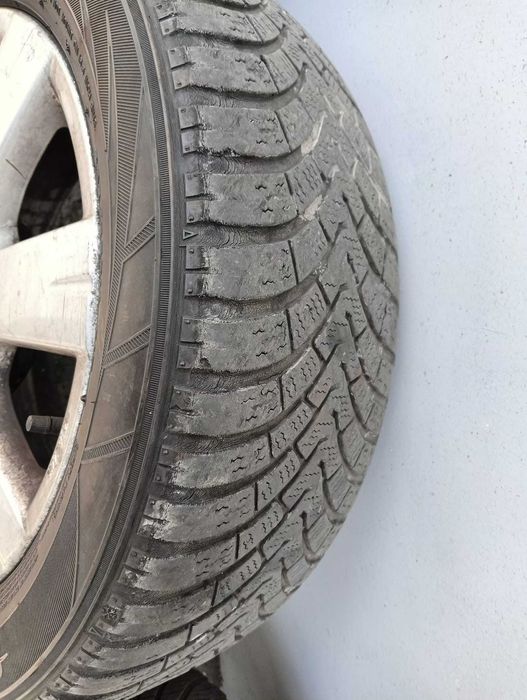 Vand  Set 4 roți iarnă 205/55 R16 – anvelope SH + jante aluminiu