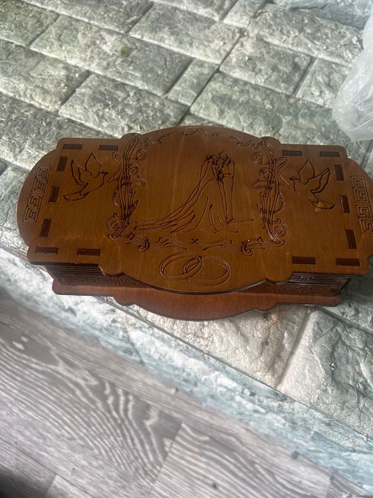 Шкатулка деревянная