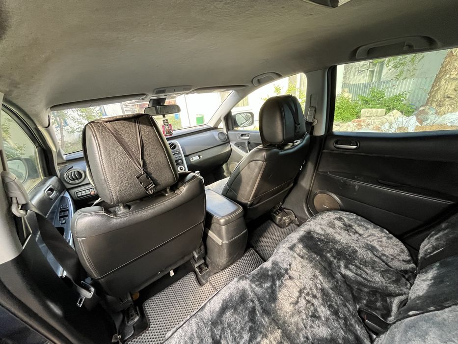 Продаю машину Mazda CX-7