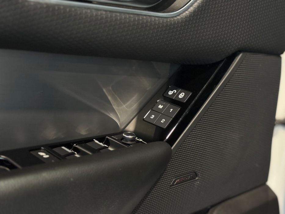 Vând Range Rover Velar 2019