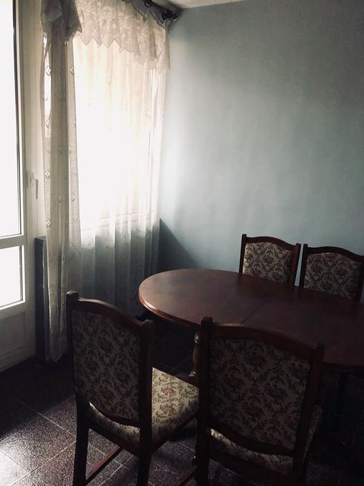 Дава се под наем Тристаен апартамент в Пловдив, Кършияка - 90 кв.м за 300 € - Снимка #2