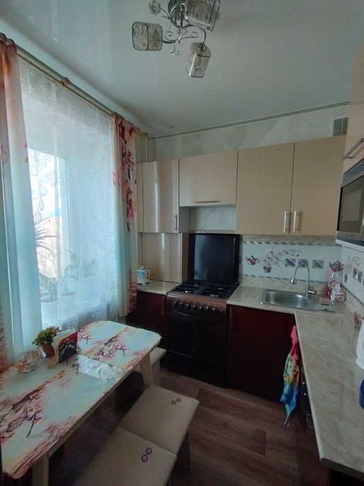 Продам трёхкомнатную квартиру
