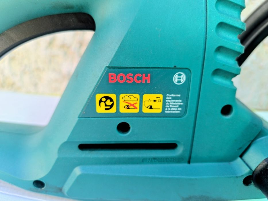 Храсторез за жив плет Bosch AHS 40