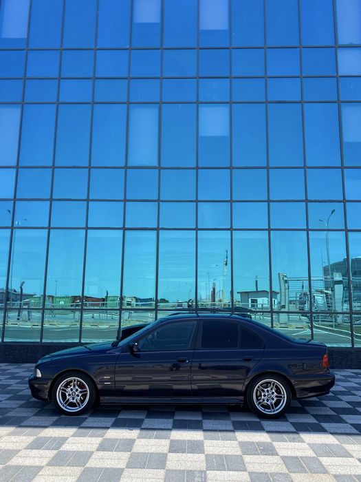 BMW E39 520i 1998
