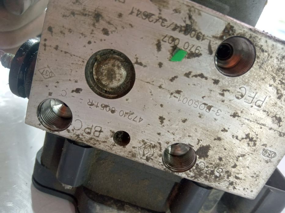 Pompa abs 472108051r Renault Zoe 1  [din 2012 pana  2020]