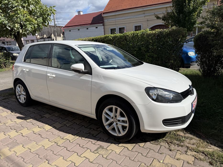 VOLKSWAGEN Golf 2010 — imagine 4