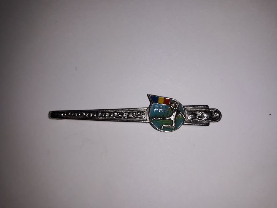 Antichitati,bricheta, ascutitoare, aparat de ascutit lame,ac de cravat