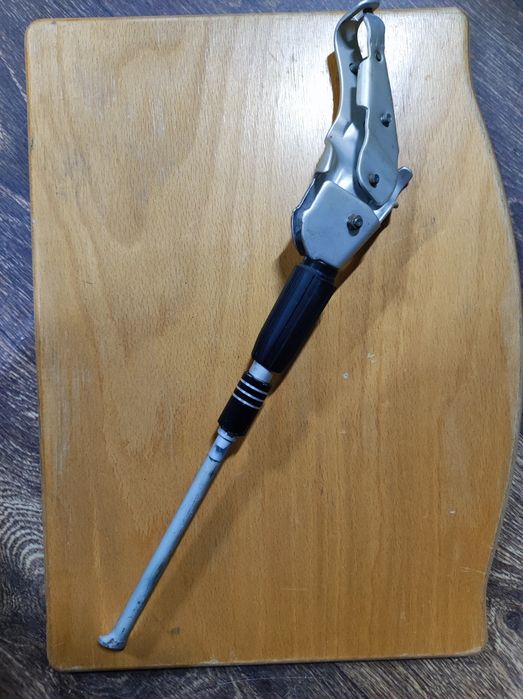 Степенка/стойка за велосипед. Алуминиева степенка.