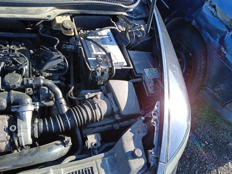 Dezmembrari  Volvo S40 2 (MS)  2004  > 0000 1.6 D Motorina