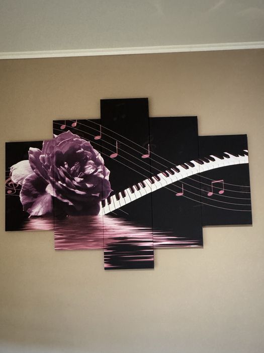 Tablou canvas 5 piese – Pian, note muzicale și trandafir