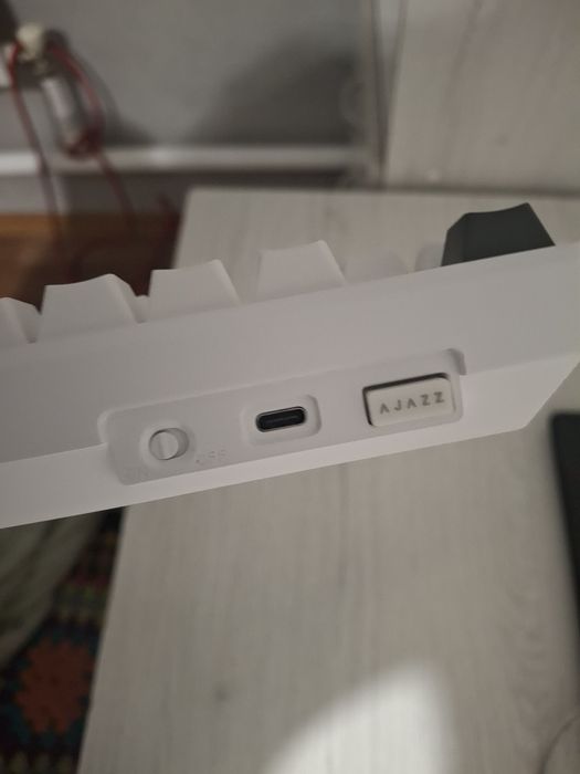Продам клавиатуру AJAZZ AK870MC