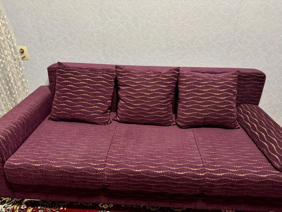 Продам диван в хорошем состоянии