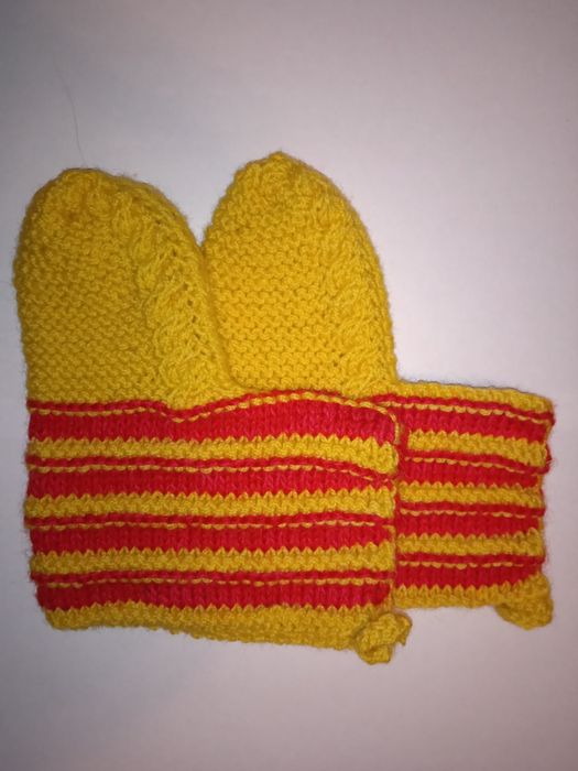 Ciorapi lucrati manual