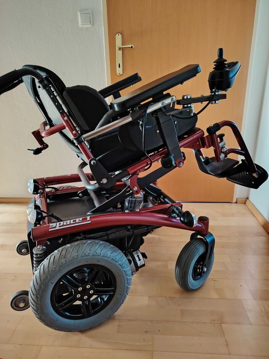 Scaun electric pentru persoane cu dezabiltati