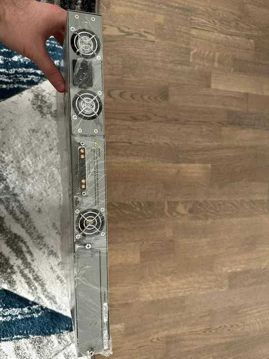 Switch Allied Telesis x610-24SPs/X