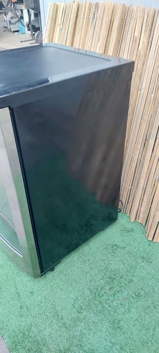 Samsung охладител за вино от неръждаема стомана