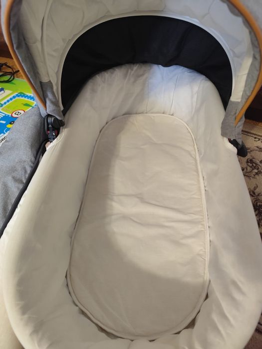 Продам польскую коляску