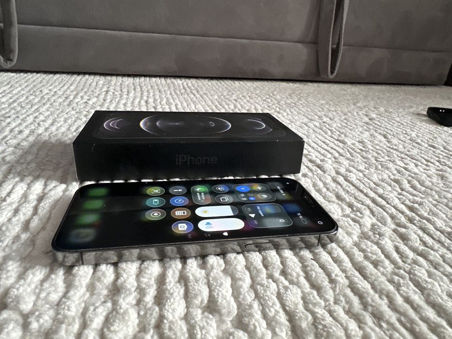 iPhone 12 pro,темно серый  256gb