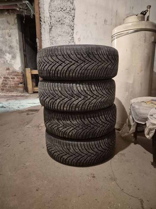 Зимни Гуми 205/55/16 BF Goodrich g-Force winter 2