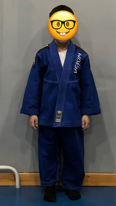 Кимоно Venum 21000