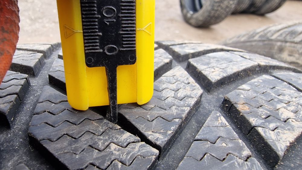 Anvelope 315/40R21 marca Bridgestone, DOT 2023,M +S