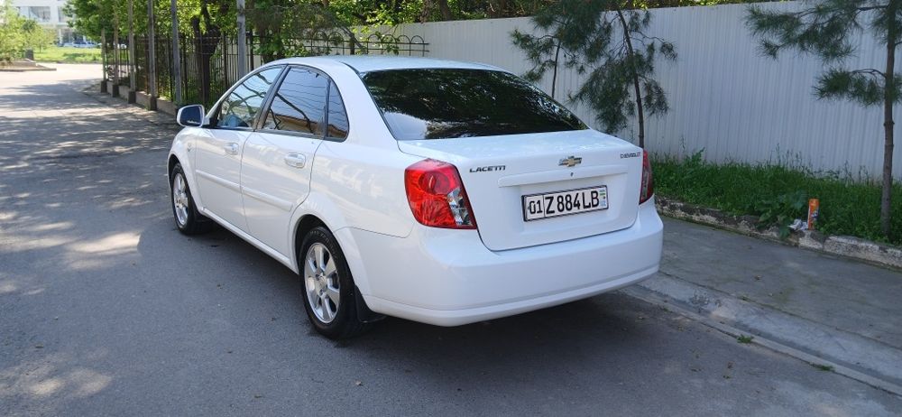 Chevrolet Lacetti Gentra 2016yil avtomat