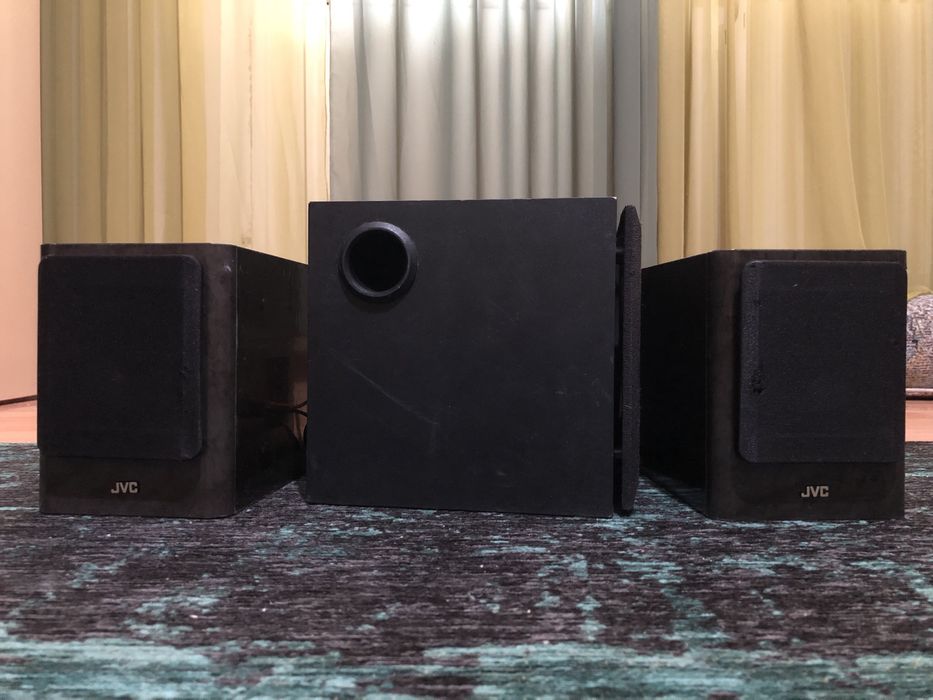 Sistem  cu subwoofer si boxe JVC ~ bluetooth