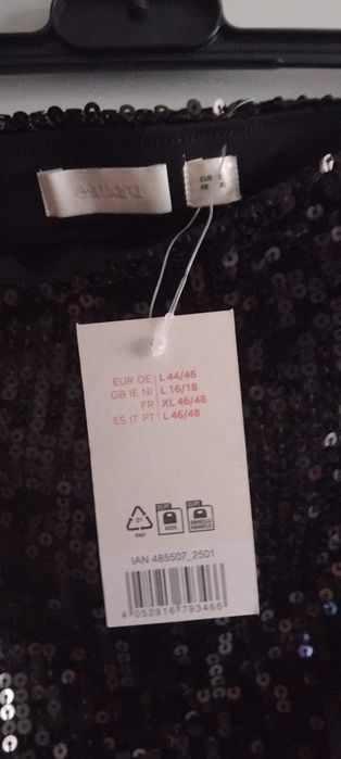 Fusta L/42/43 cu paiete,noua ,cu etichetă