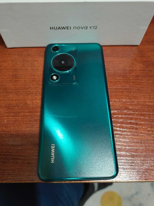 Huawei nova y72 8/256 продам или обмен