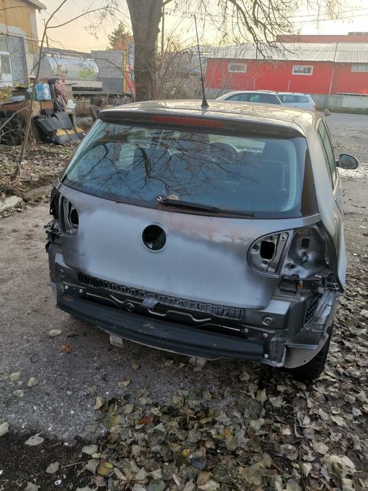 Голф 5 1.4 бензин на части само!