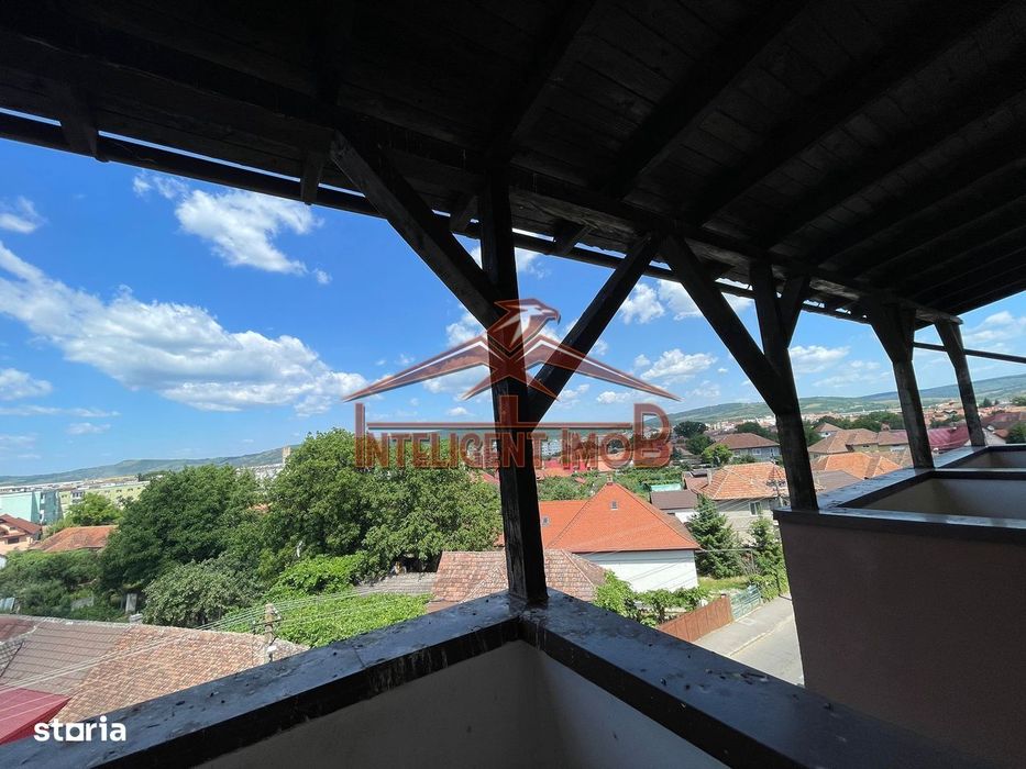 Apartament tip Duplex 3 Camere cu Vedere Panoramică și scara interioar