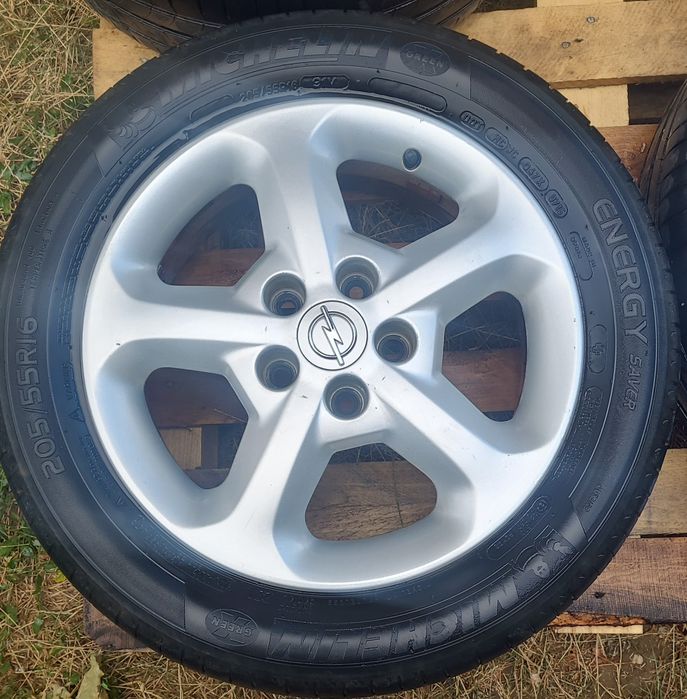 Vând jante aliaj Opel R16