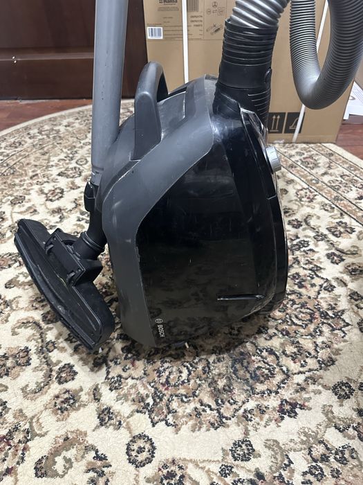 Продам пылесос Bosch