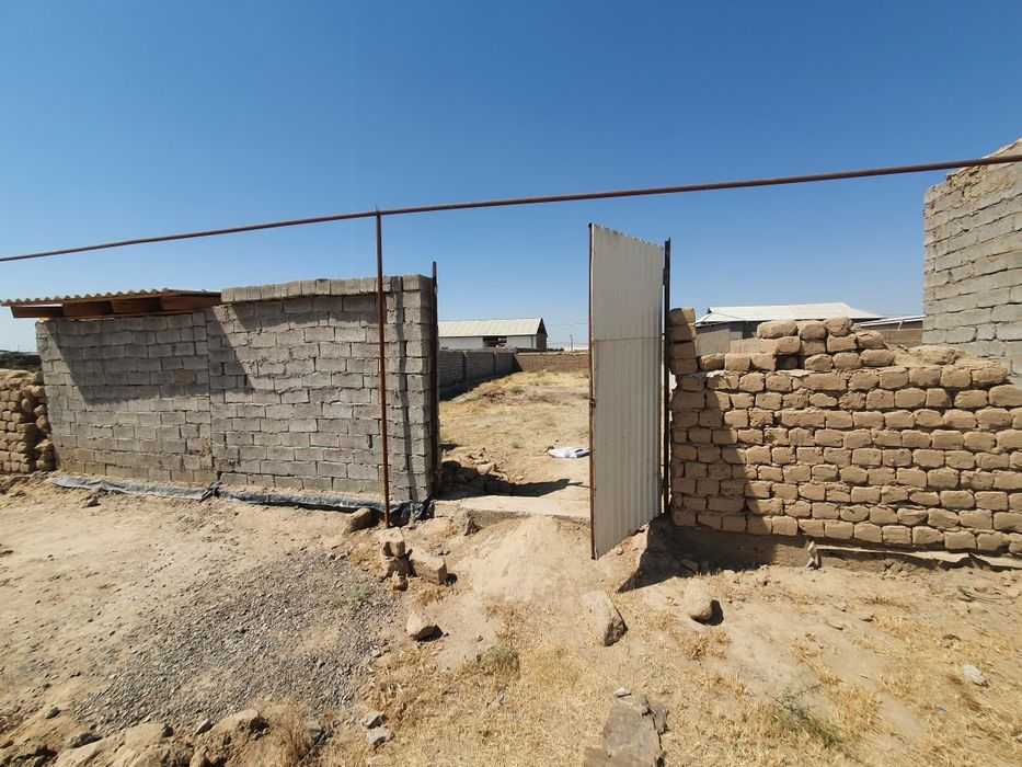 Yangibog uchaska sotiladi kucha boshidan katejla qurilobdi