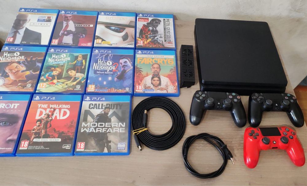 Playstation 4 Slim