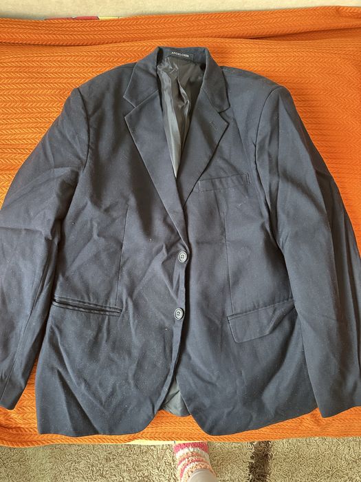 Продам школьную форму на мальчика