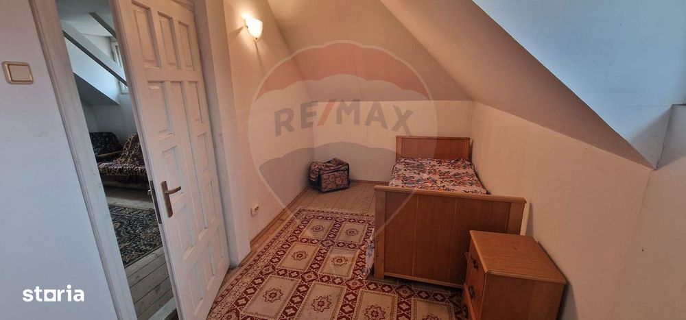 Apartament cu 2 camere+2camere la mansarda, zona Orizont, strada Letea
