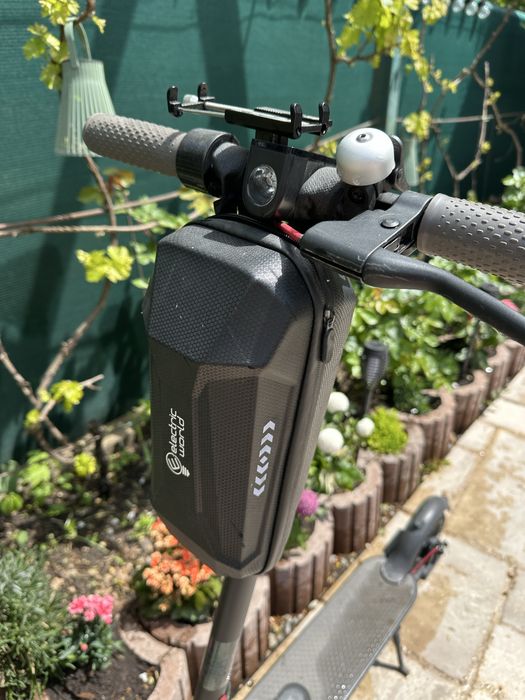 Vand Trotineta electrica Xiaomi Mijia M365, viteza 25 km/h