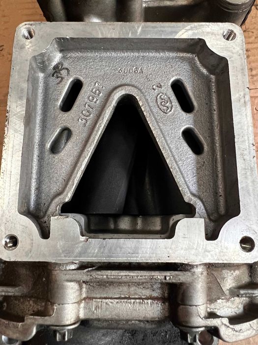 Компресор за Mercedes W211 E200 / Мерцедес Е-класа 2003г