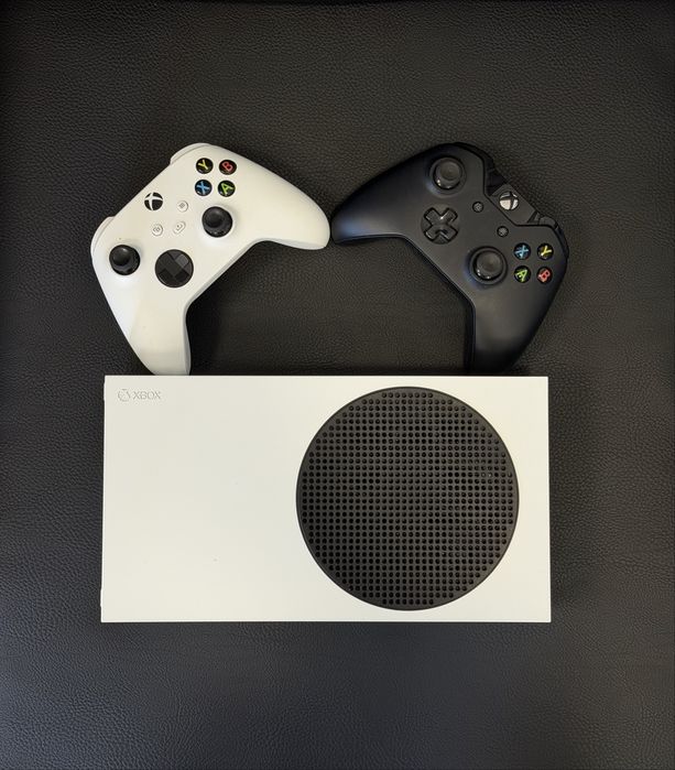 Отличен Xbox Series S