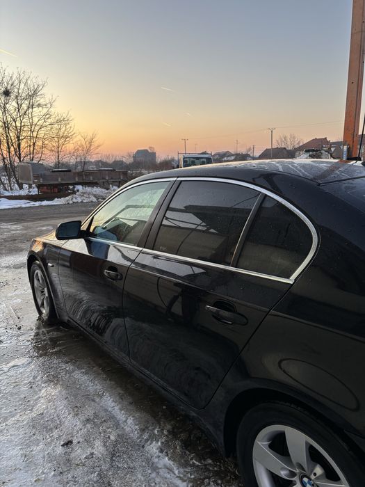 Vând BMW e60 520d