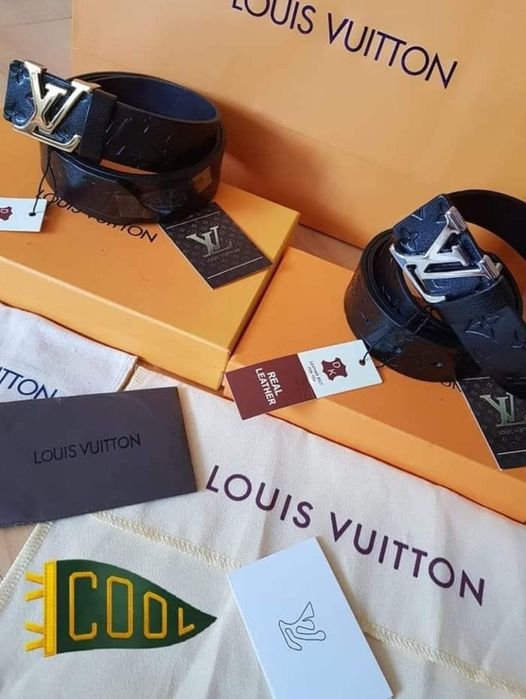 Curea piele naturala, logo metalic auriu/argintiu,cutie,saculet, etich