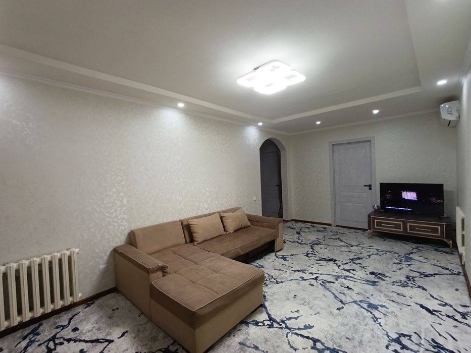 Продается Своя 3х комнатная кв 3/2/4, М-Улугбекский р-н, 7-поликлиника